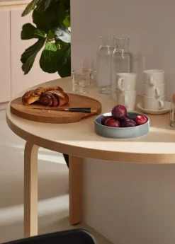 Aalto Table Half-Round 95, Ø120 cm fra Artek