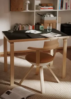 Aalto Table Rectangular 80B, 100x60 cm fra Artek