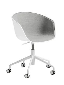 About a Chair AAC52 Forsidepolstret, hvid skal fra Hay