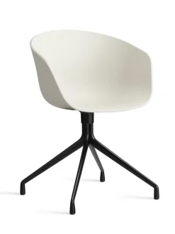 About a Chair AAC20 fra Hay