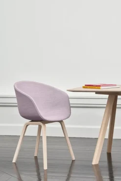 About a Chair AAC23 fra Hay