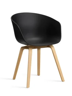 About a Chair AAC22 fra Hay