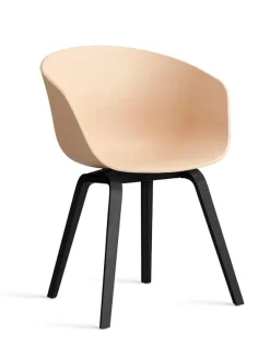 About a Chair AAC22 fra Hay