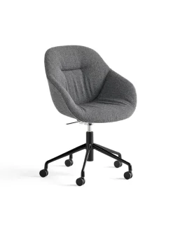 About a Chair AAC155 Soft fra Hay