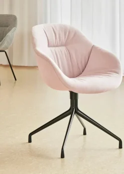About a Chair AAC121 Soft fra Hay