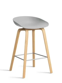 About a Stool AAS32 fra Hay