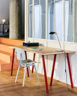 Apex Desk Lamp fra Hay