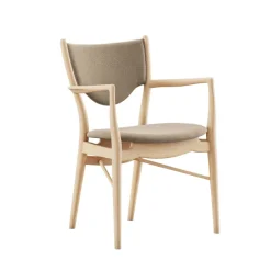 46 Armchair, eg klar olie af Finn Juhl
