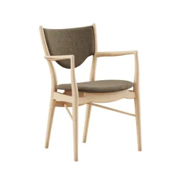 46 Armchair, eg klar olie af Finn Juhl