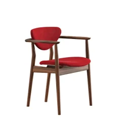 109 Armchair, valnød af Finn Juhl