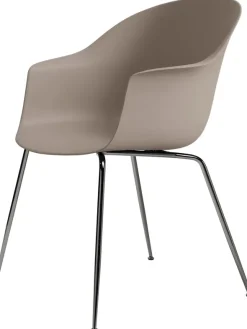 Bat spisebordsstol, conic base fra GUBI