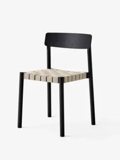 Betty TK1 spisebordsstol fra &Tradition