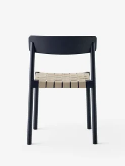 Betty TK1 spisebordsstol fra &Tradition