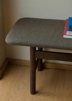 3172 bænk uden ryglæn af Børge Mogensen