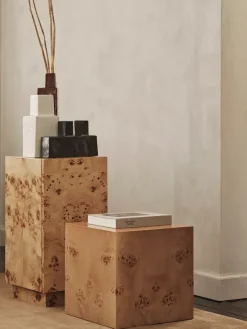 Burl Cube Side Table fra Ferm Living