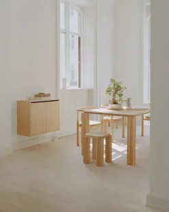 Cabinet Tall w. Doors fra New Works