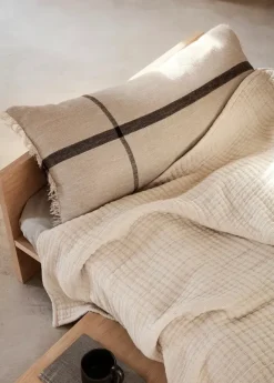Calm pude 38 x 88 cm fra Ferm Living