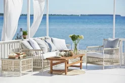 Caroline Exterior Lænestol, Dove White fra Sika-Design
