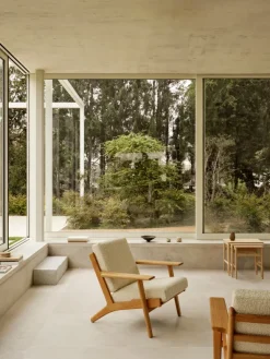 CH290 loungestol af Hans J. Wegner