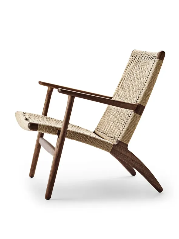 CH25 Loungestol, valnød olie af Hans J. Wegner