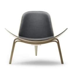 CH07 Skalstol, eg olie/Thor 301 af Hans J. Wegner