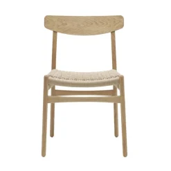 CH23 Spisestol, eg hvidolie af Hans J. Wegner