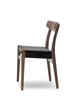 CH23 Spisestol, valnød olie med sort flet af Hans J. Wegner