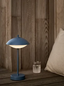 Clam Portable Lamp fra Fritz Hansen