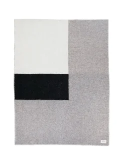 Cleo no. 01 Plaid fra Hein Studio