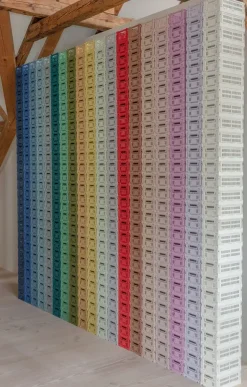 Colour crate S, golden yellow fra Hay