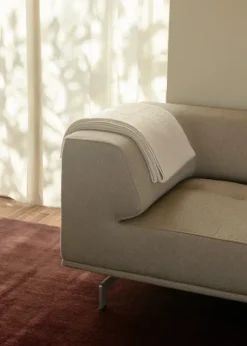 Delphi 450A, 3-personers sofa med skammel fra Fredericia Furniture