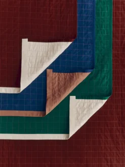 Dori sengetæppe fra Hay