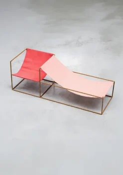 Duo Seat, red/pink fra Valerie Objects