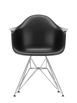 Eames Plastic Armchair DAR, forkromet fra Vitra