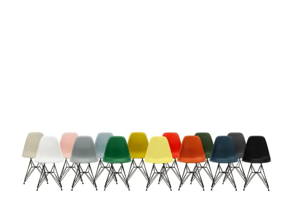 Eames Plastic Side Chair DSW, ahorntræ fra Vitra