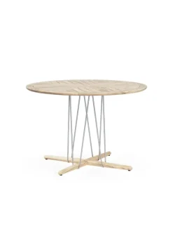 E022 Embrace havebord, Ø110 fra Carl Hansen & Søn