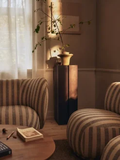 Evio Vase, Small fra Ferm Living