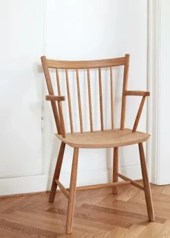 FDB J42 Stol med armlæn fra Hay