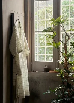 Field Robe, off-white/chocolate fra Ferm Living