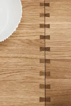 FK63 Reol, oprejst fra Carl Hansen & Søn