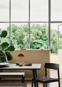 Flowerpot VP9 portable bordlampe af Verner Panton