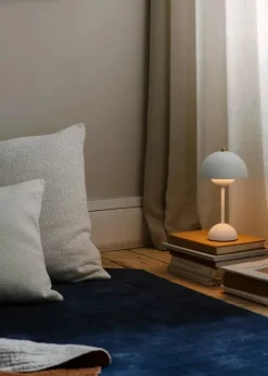 Flowerpot VP9 portable bordlampe af Verner Panton