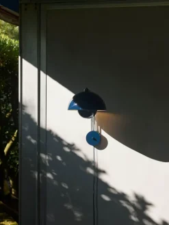 Flowerpot VP8 Væglampe af Verner Panton