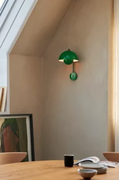 Flowerpot VP8 Væglampe af Verner Panton
