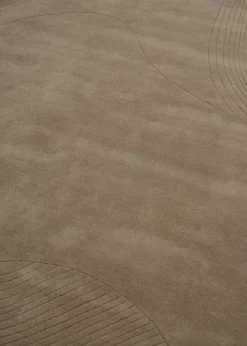 Fluid Arc gulvtæppe, Earth fra Linie Design