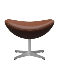 3127 Fodskammel til Ægget af Arne Jacobsen læder