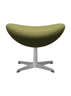 3127 Fodskammel til Ægget af Arne Jacobsen stofgr. 1