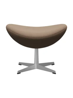 3127 Fodskammel til Ægget af Arne Jacobsen stofgr. 1
