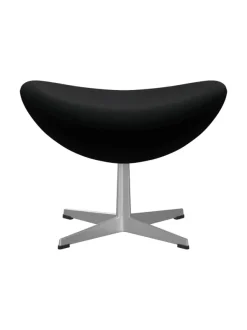 3127 Fodskammel til Ægget af Arne Jacobsen stofgr. 1