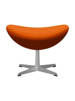 3127 Fodskammel til Ægget af Arne Jacobsen stofgr. 1